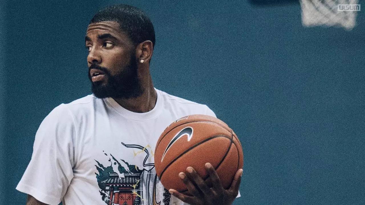 核心球员复出 带队重回胜轨（当家球星回归 率队重返胜轨）