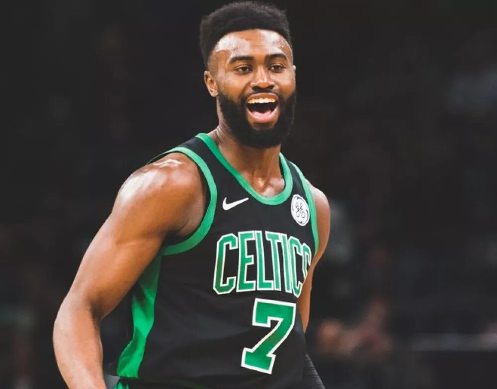 全市场报道哈列巴什维利：模板罗伯逊，皇萨与利物浦在关注他（全市场：哈列巴什维利被比作罗伯逊，皇马、巴萨与利物浦正关注他）