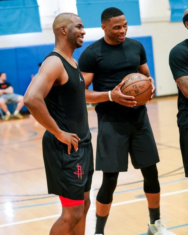 雷迪克：对面的三分把我们打爆了，但我很满意队员的拼搏精神（雷迪克：虽被对手三分打穿，但我肯定队员的拼劲）