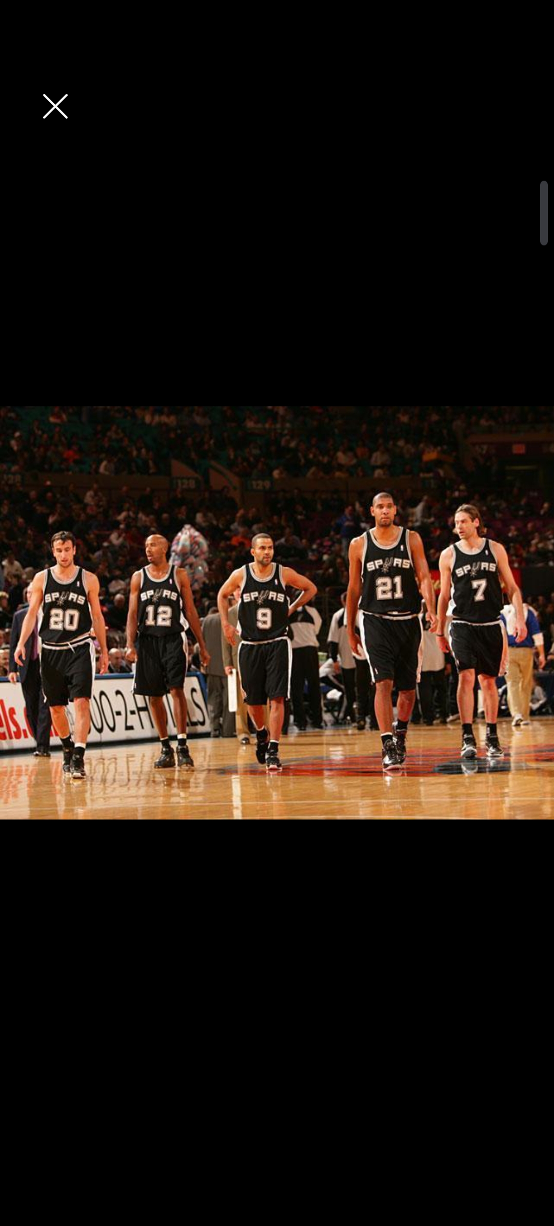 尤文vs卡利亚里首发：弗拉霍维奇领衔！伊尔迪兹、小图拉姆在列（尤文战卡利亚里首发出炉：弗拉霍维奇领衔，伊尔迪兹、小图拉姆入选）