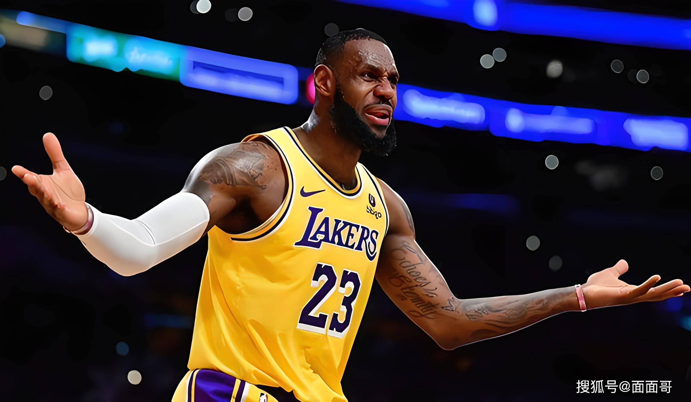 菲尔米诺：皇马2023年夏窗确实想引入我，不过当时让我等一等（菲尔米诺：2023年夏窗皇马确有意签下我，但当时让我先等等）