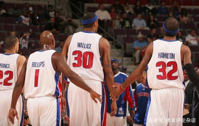 英媒：土耳其一名银行女经理诈骗球员3300万镑，被判入狱102年（英媒：土耳其一银行女经理骗走球员3300万英镑，获刑102年）