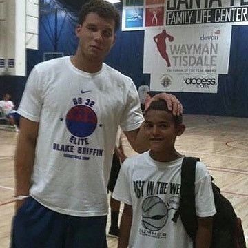 六台爆料皇马更衣室：卡瓦哈尔批裁判被打断，有人说都是狗屁借口（六台曝皇马更衣室内情：卡瓦哈尔质疑裁判遭打断，有人直斥全是借口）