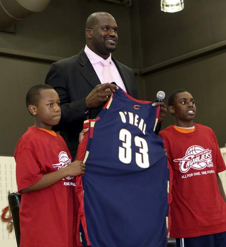 罗马诺：尤文并未追逐坎塞洛，球员不降薪意甲俱乐部无法负担（罗马诺：尤文无意签回坎塞洛，若不降薪意甲球队难以承担）